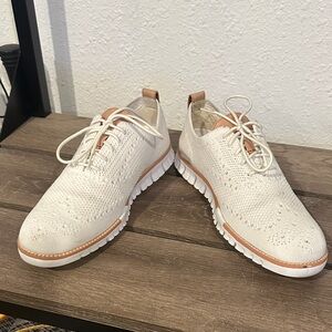 Cole Haan Cream and Tan Lace-Up Oxfords